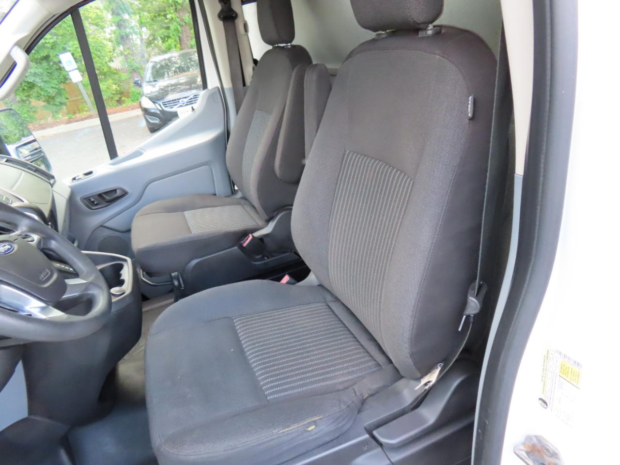 Ford Transit 150 Van Low Roof w/Sliding Pass. 130-in. WB 2018
