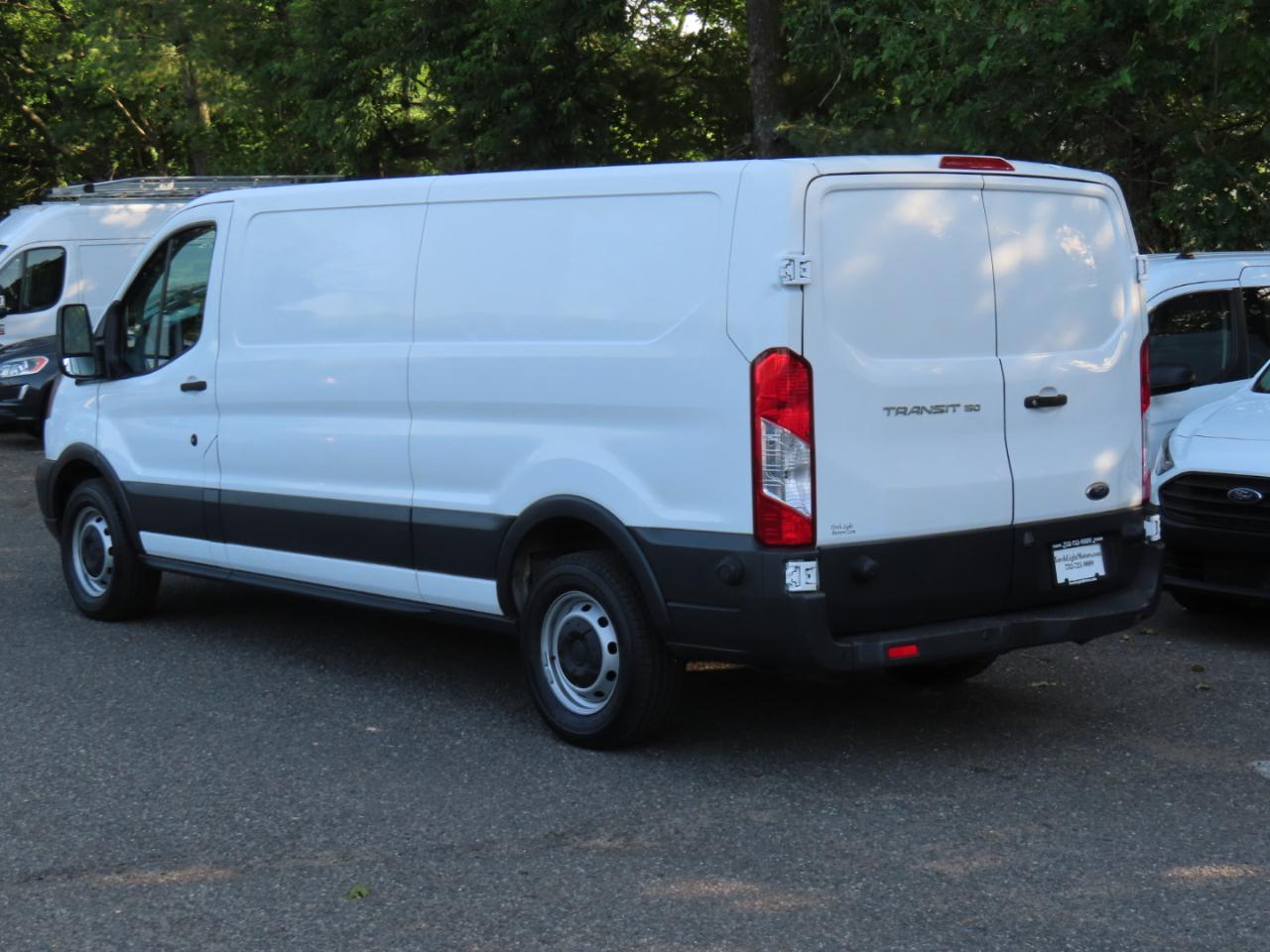 Ford Transit 150 Van Low Roof w/Sliding Pass. 148-in. WB 2018
