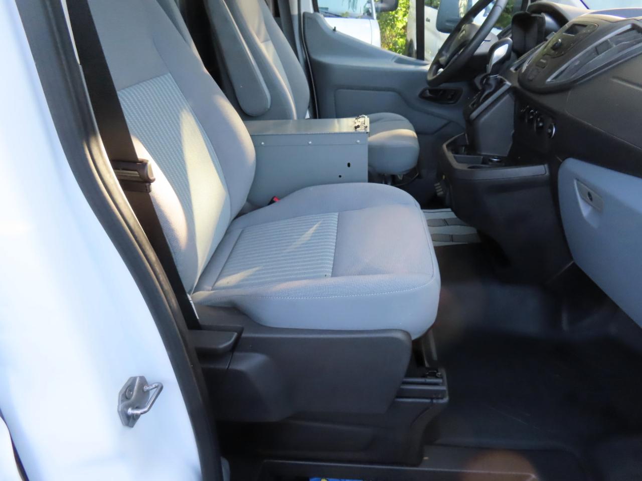Ford Transit 150 Van Low Roof w/Sliding Pass. 148-in. WB 2018