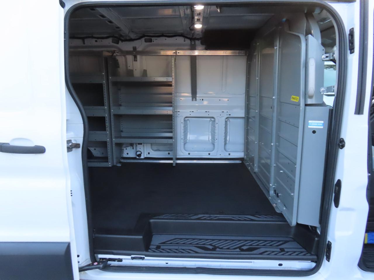 Ford Transit 150 Van Low Roof w/Sliding Pass. 148-in. WB 2018