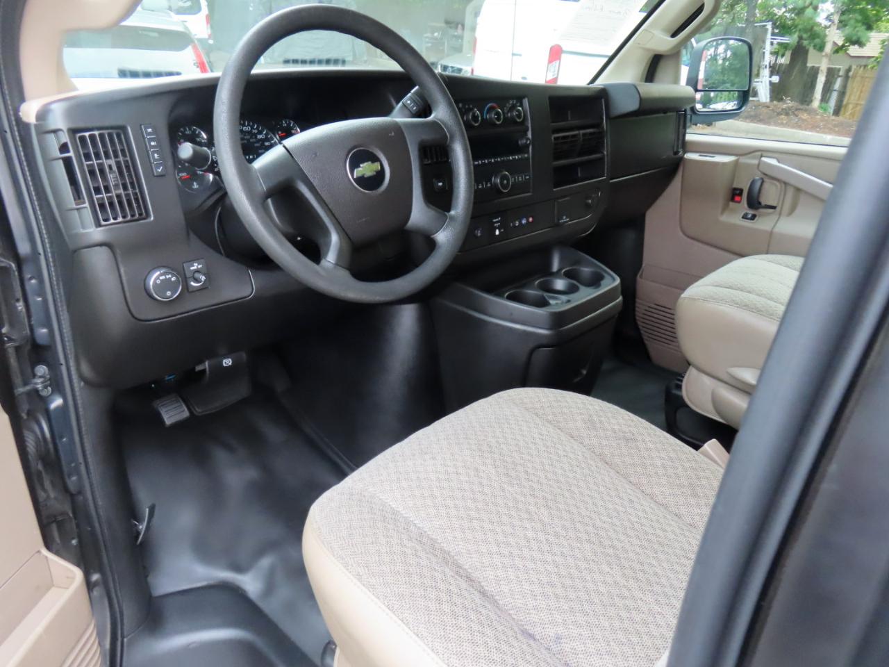 Chevrolet Express 3500 Cargo 2020