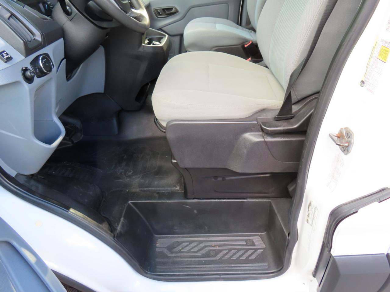 Ford Transit 150 Van Med. Roof w/Sliding Pass. 148-in. WB 2018