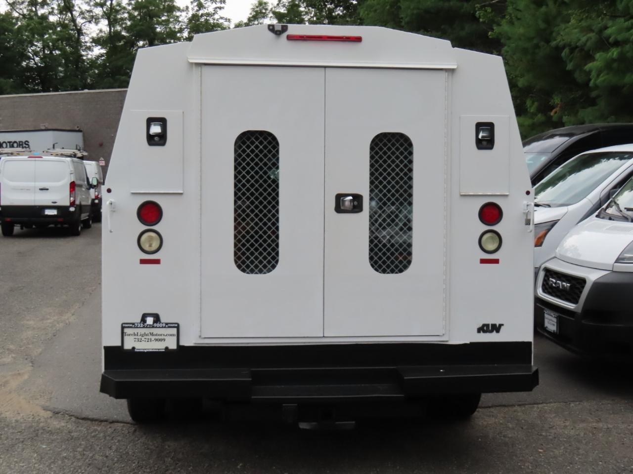 Chevrolet Express G3500 139" 2015