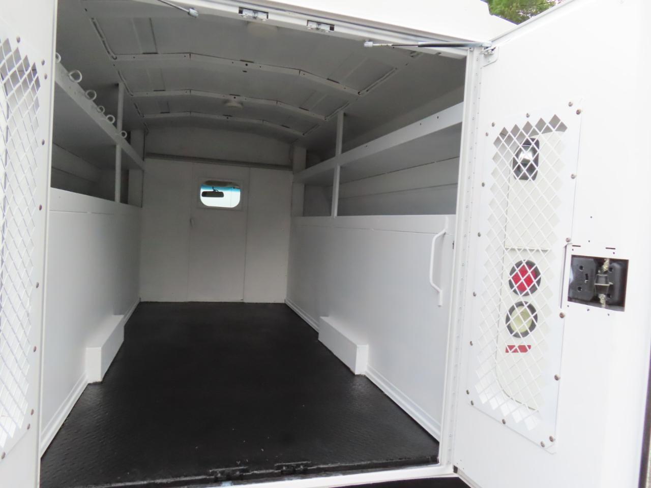 Chevrolet Express G3500 139" 2015