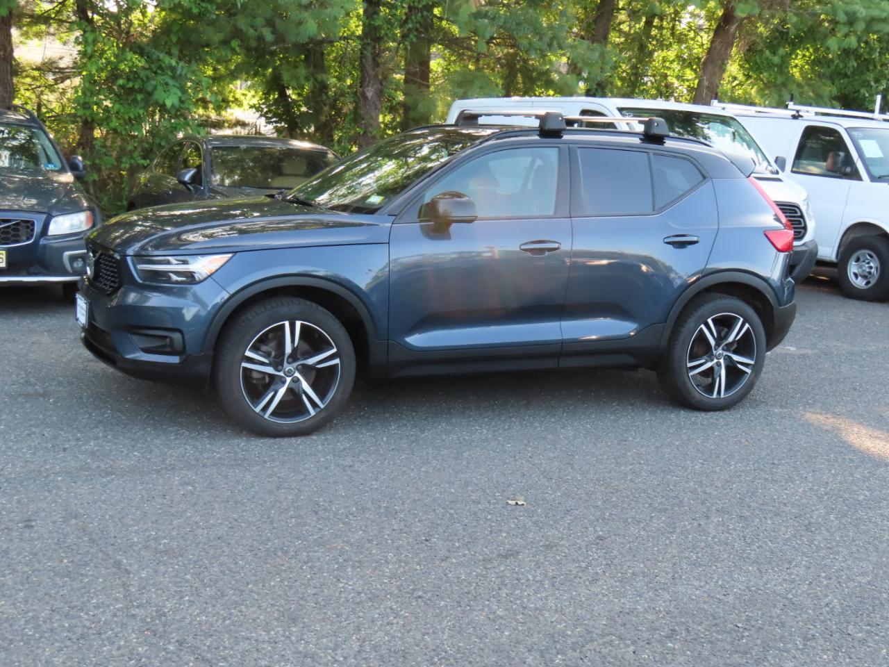 Volvo XC40 T5 R-Design AWD 2022