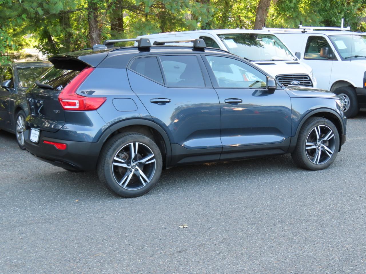 Volvo XC40 T5 R-Design AWD 2022