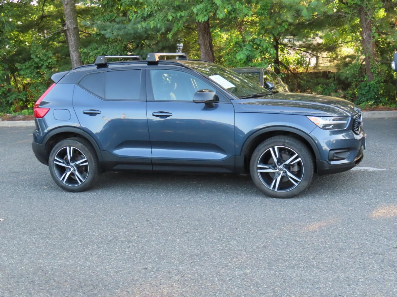 Volvo XC40 T5 R-Design AWD 2022