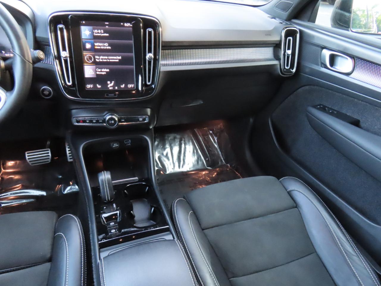 Volvo XC40 T5 R-Design AWD 2022