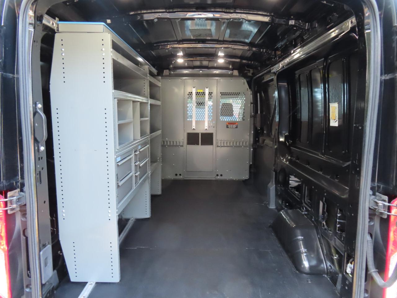 Ford Transit 250 Van Med. Roof w/Sliding Pass. 148-in. WB 2018