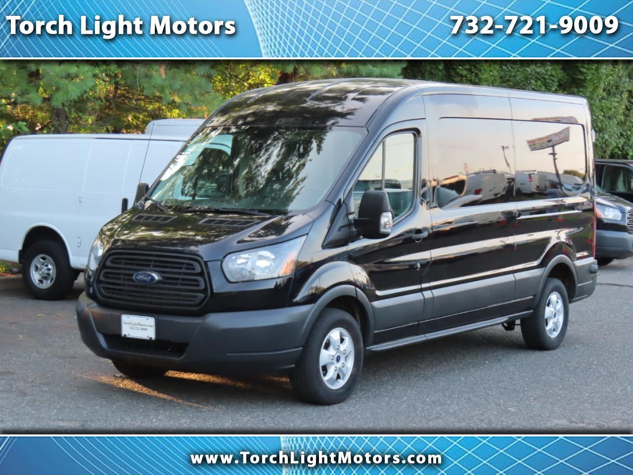 Ford Transit 250 Van Med. Roof w/Sliding Pass. 148-in. WB 2018