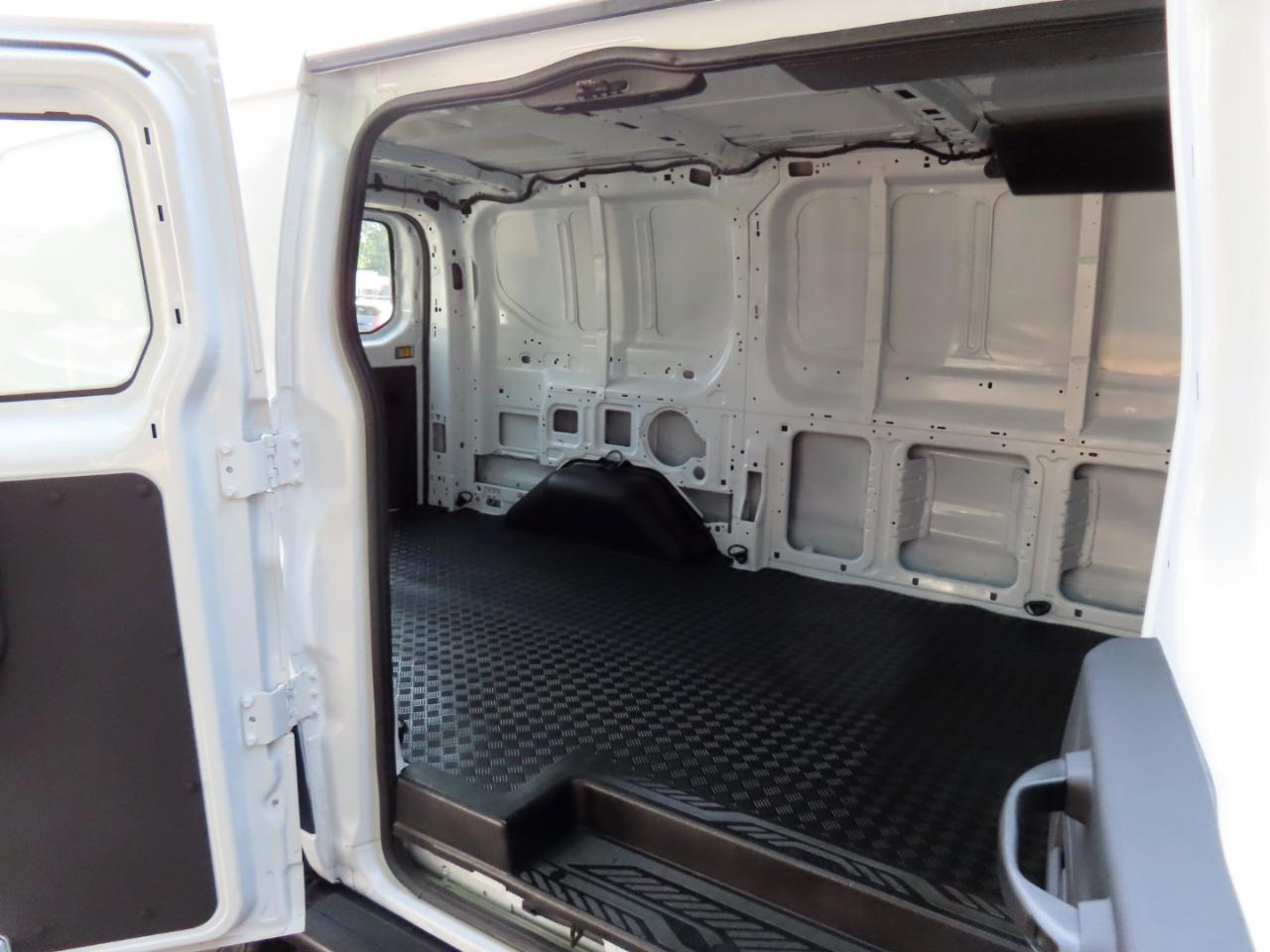 Ford Transit 250 Van Low Roof 60/40 Pass.130-in. WB 2016