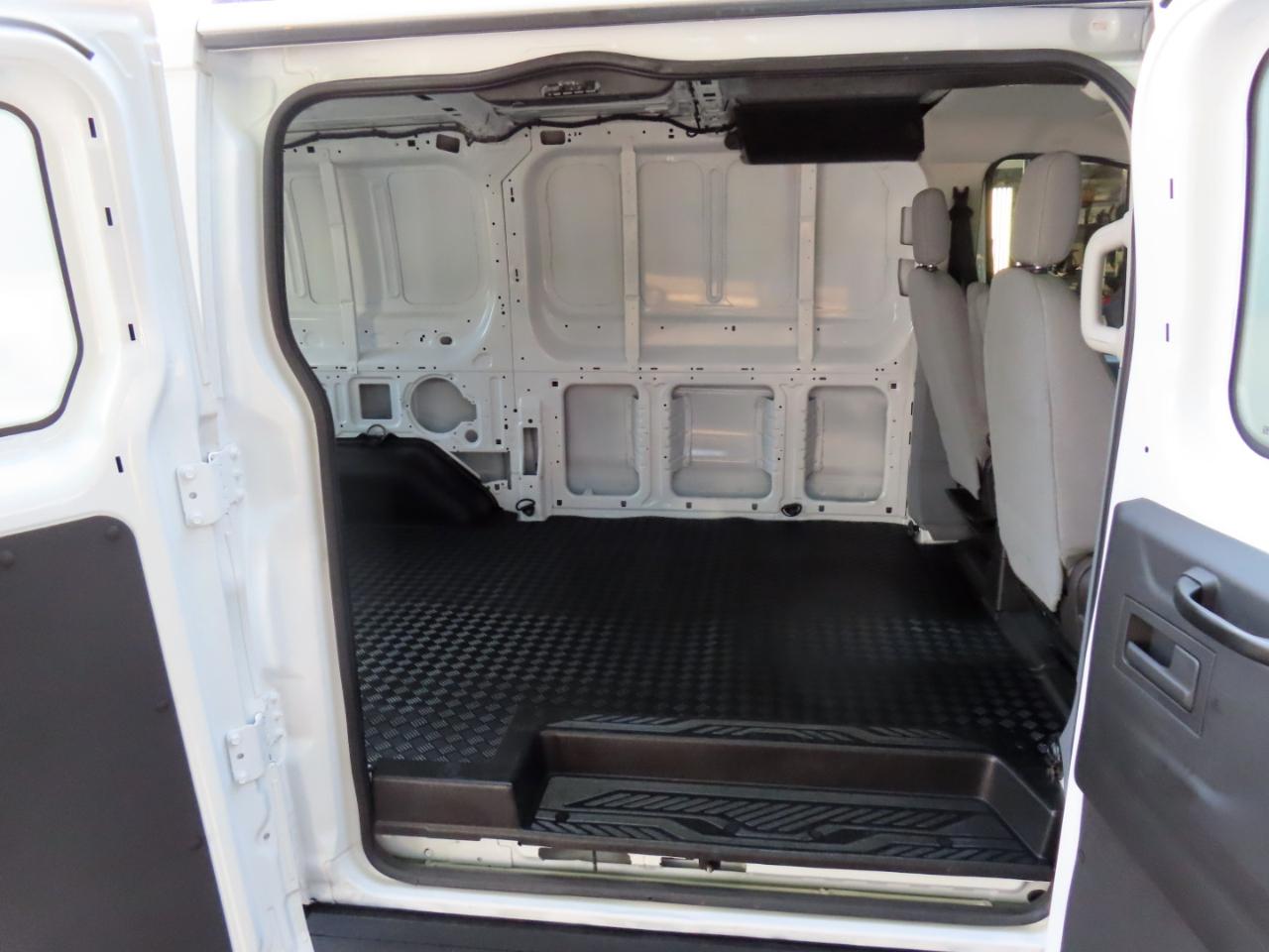 Ford Transit 250 Van Low Roof 60/40 Pass.130-in. WB 2016