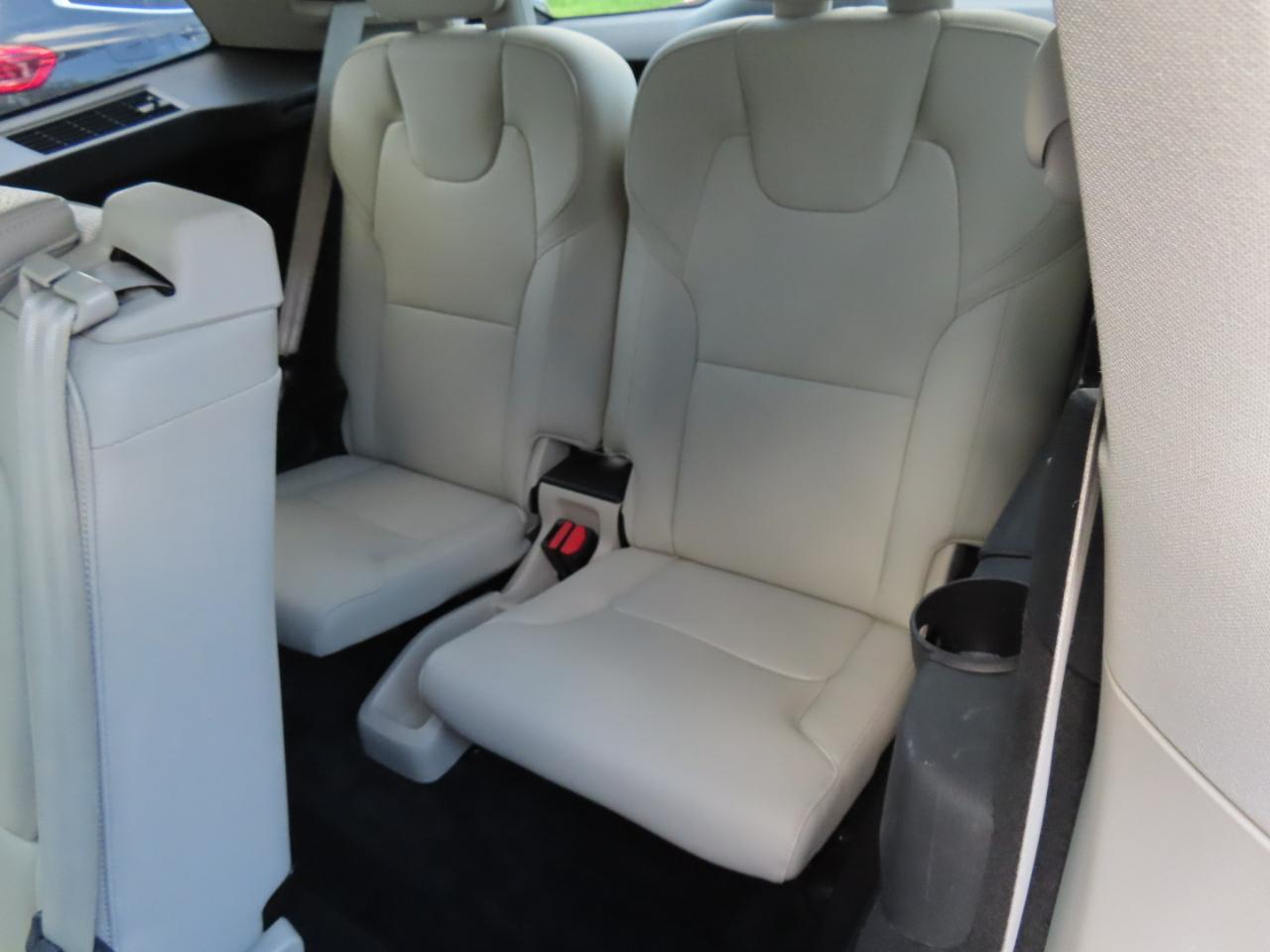 Volvo XC90 T6 Momentum AWD 2017