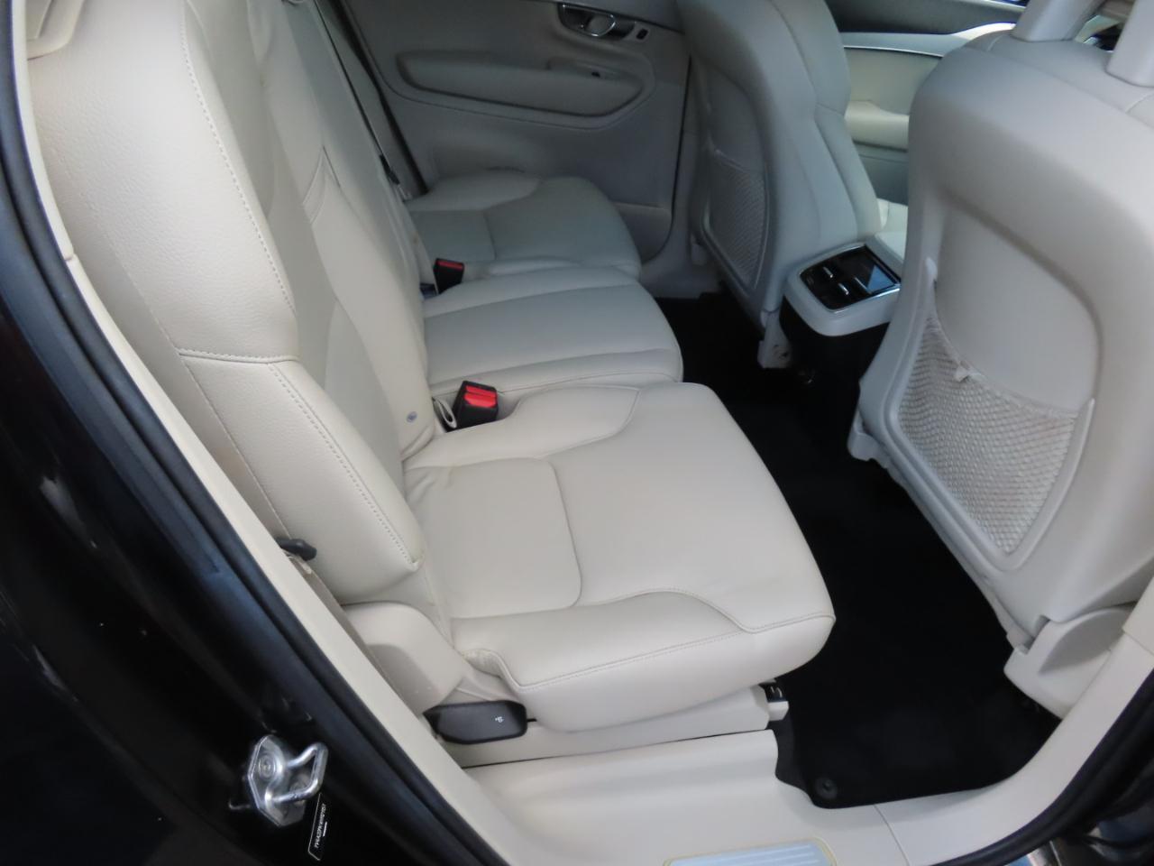 Volvo XC90 T6 Momentum AWD 2017