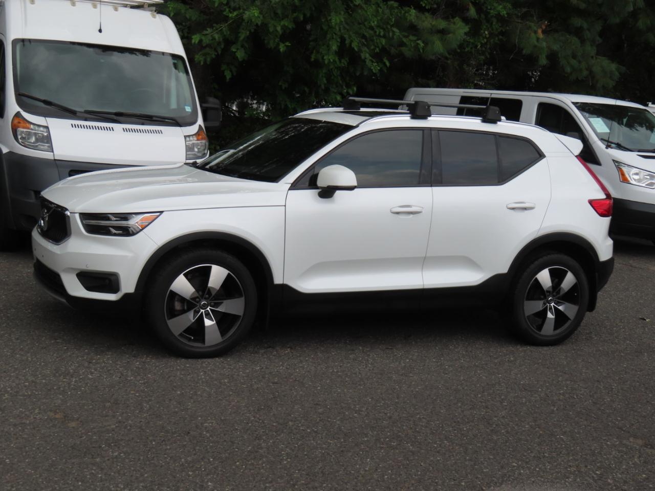 Volvo XC40 T5 Momentum AWD 2021