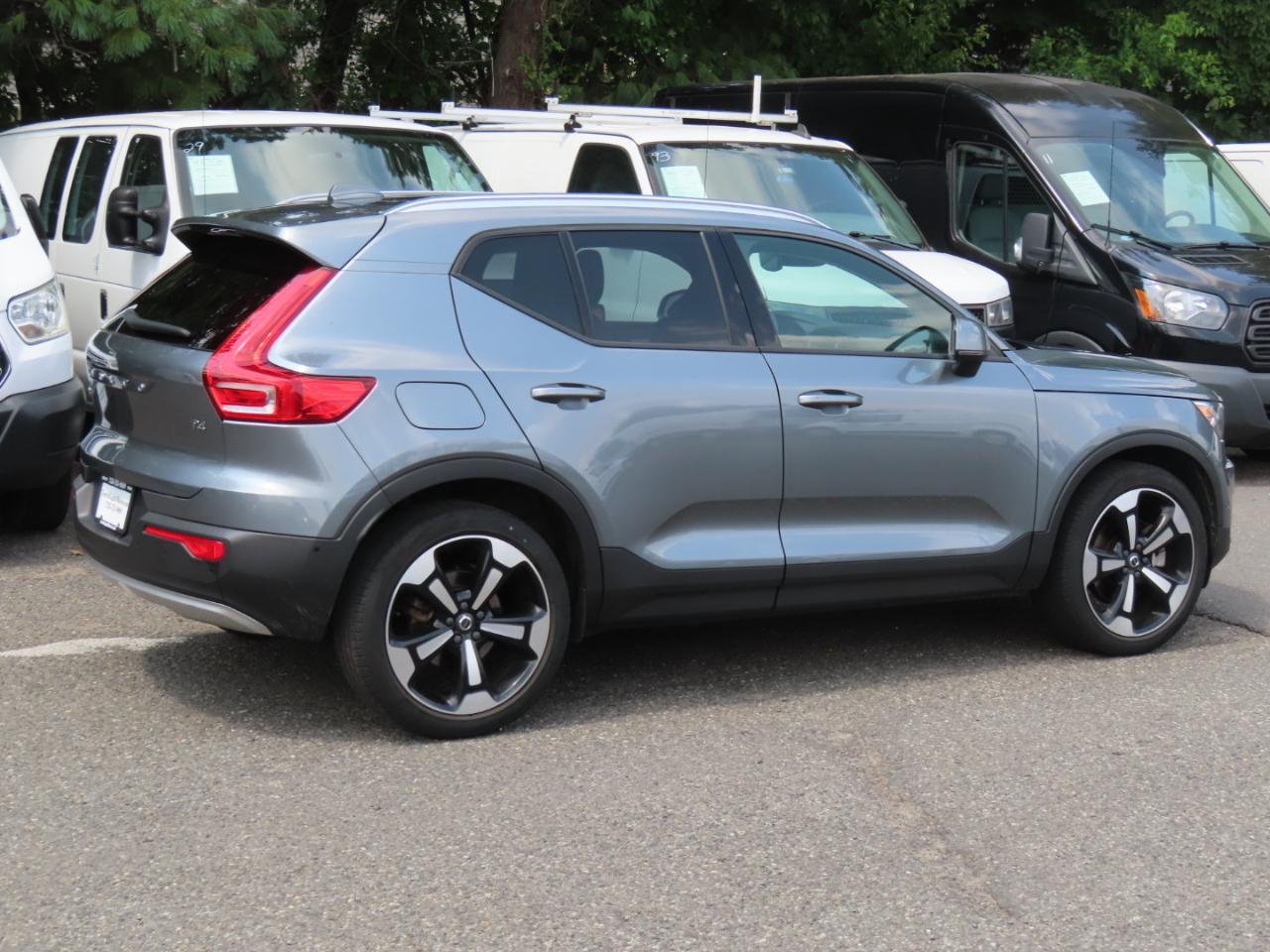 Volvo XC40 T4 Momentum 2019