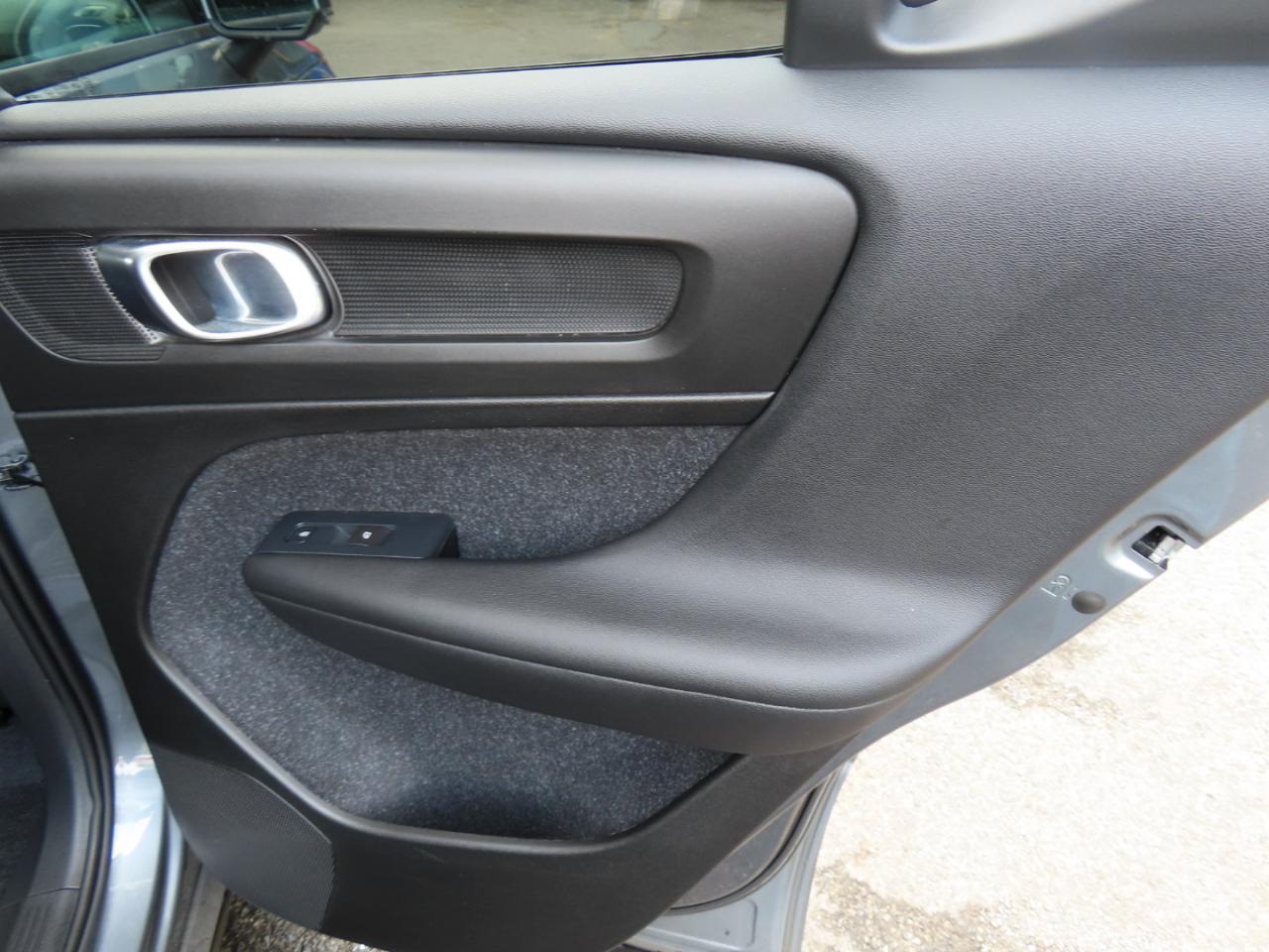 Volvo XC40 T4 Momentum 2019