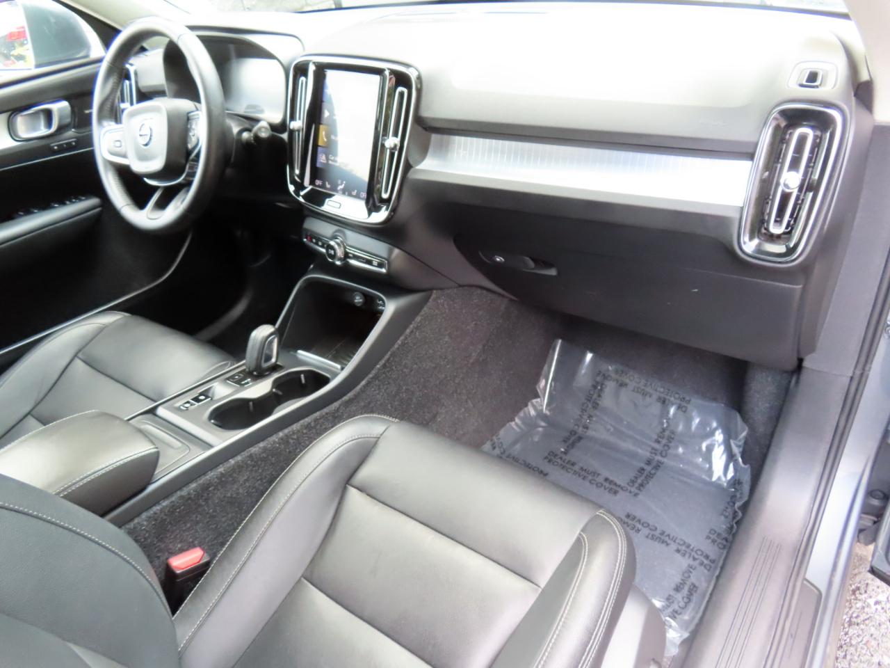 Volvo XC40 T4 Momentum 2019