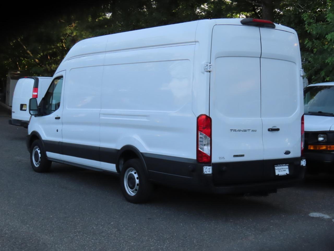 Ford Transit 350 Van High Roof w/Sliding Pass. 148-in. WB EL 2018