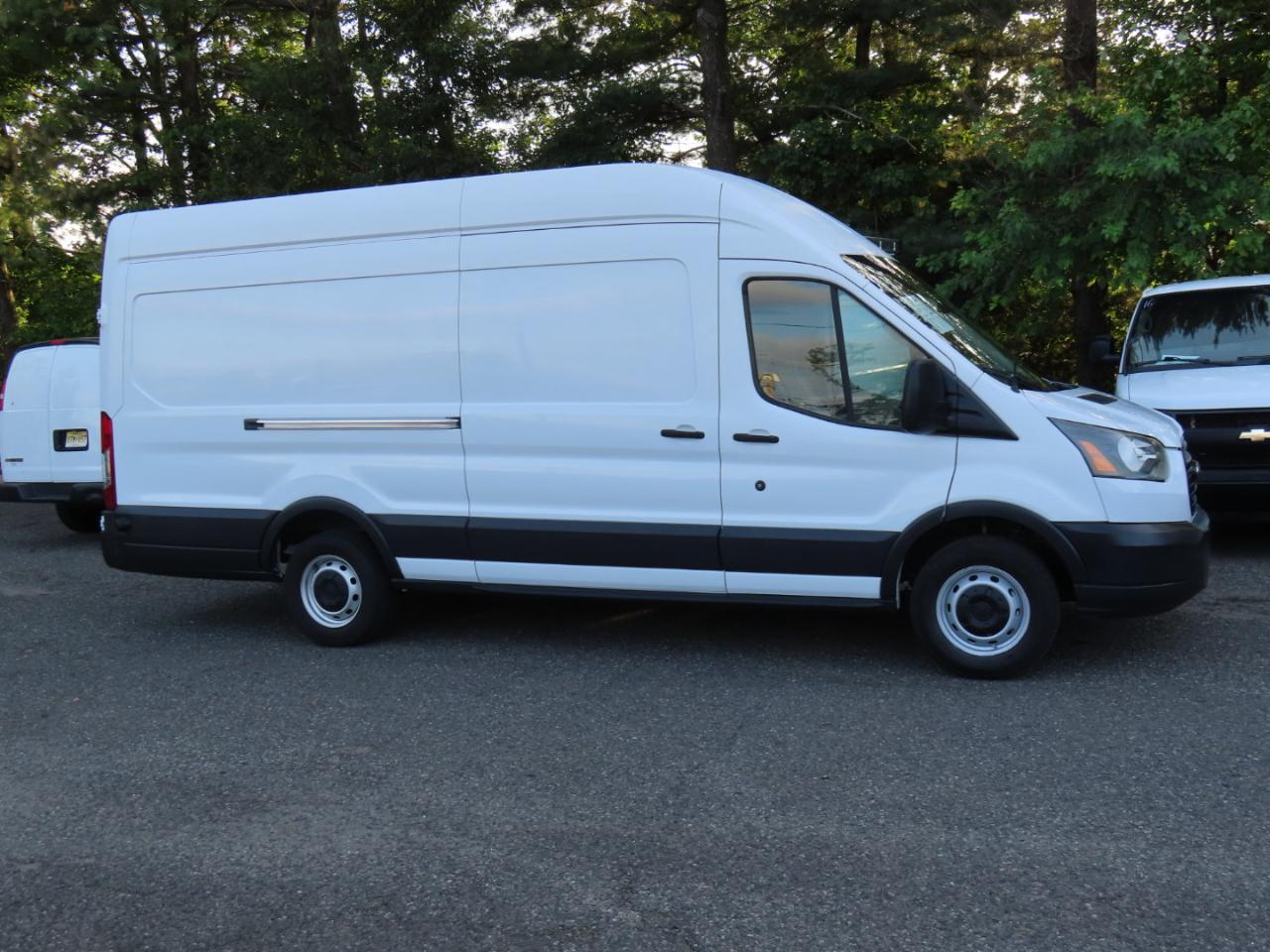 Ford Transit 350 Van High Roof w/Sliding Pass. 148-in. WB EL 2018