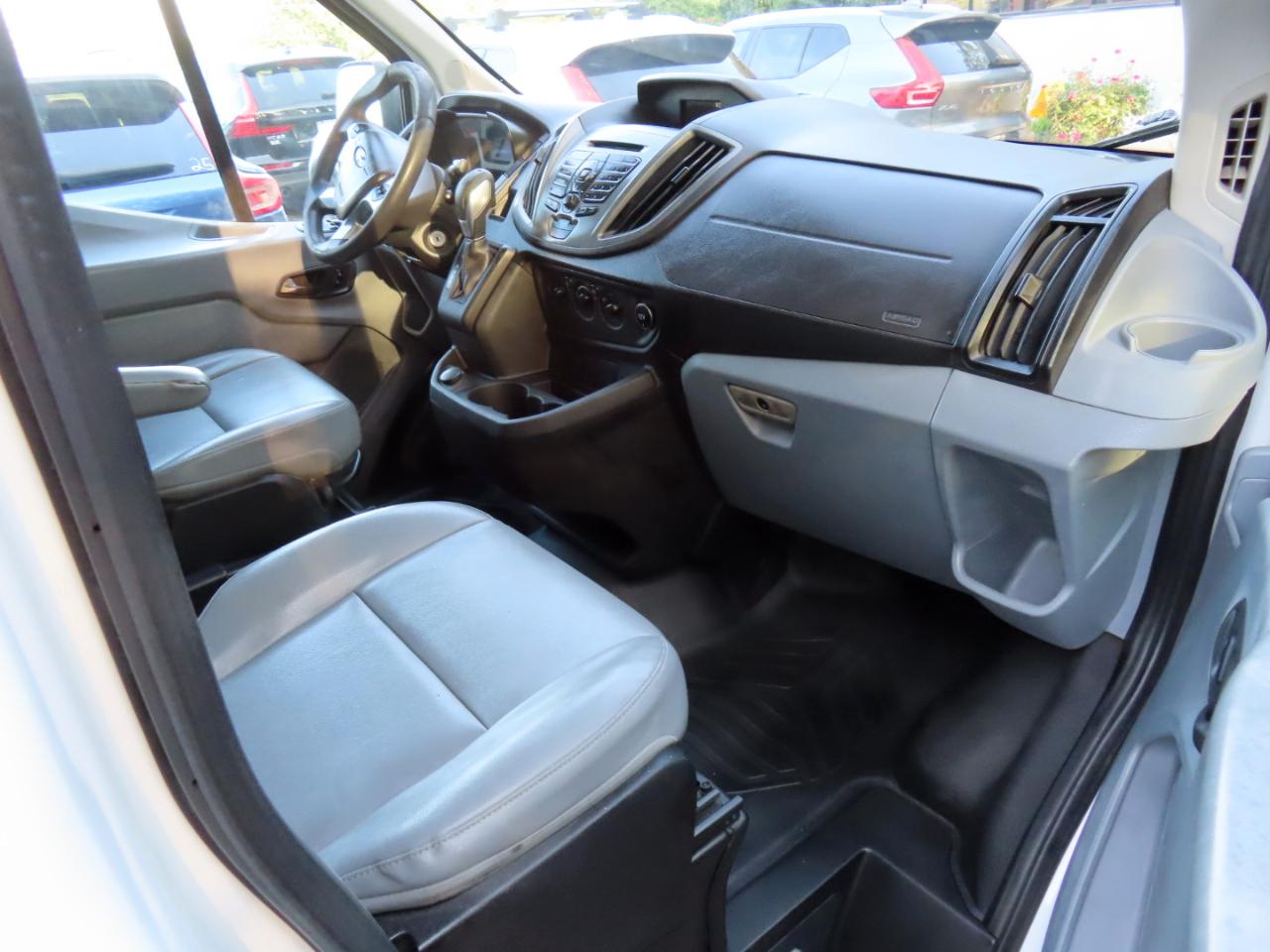 Ford Transit 350 Van High Roof w/Sliding Pass. 148-in. WB EL 2018