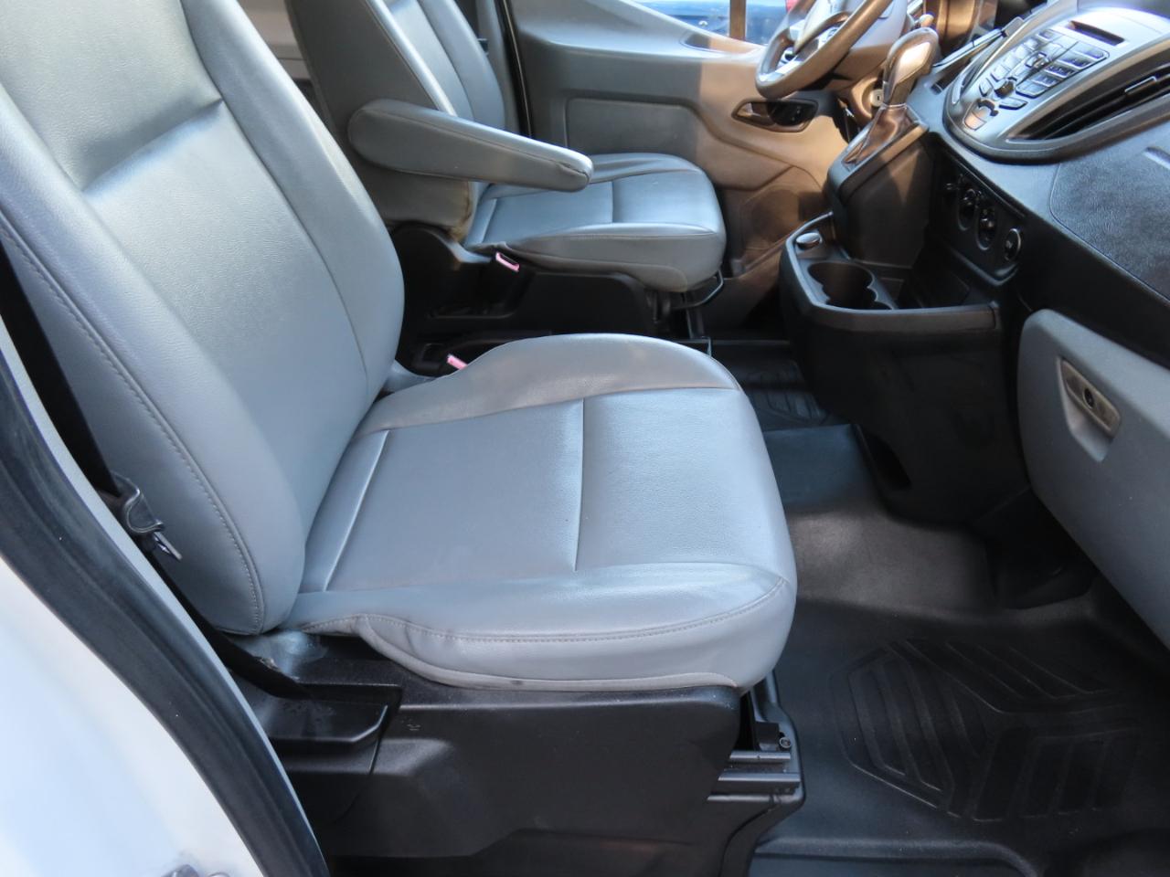 Ford Transit 350 Van High Roof w/Sliding Pass. 148-in. WB EL 2018