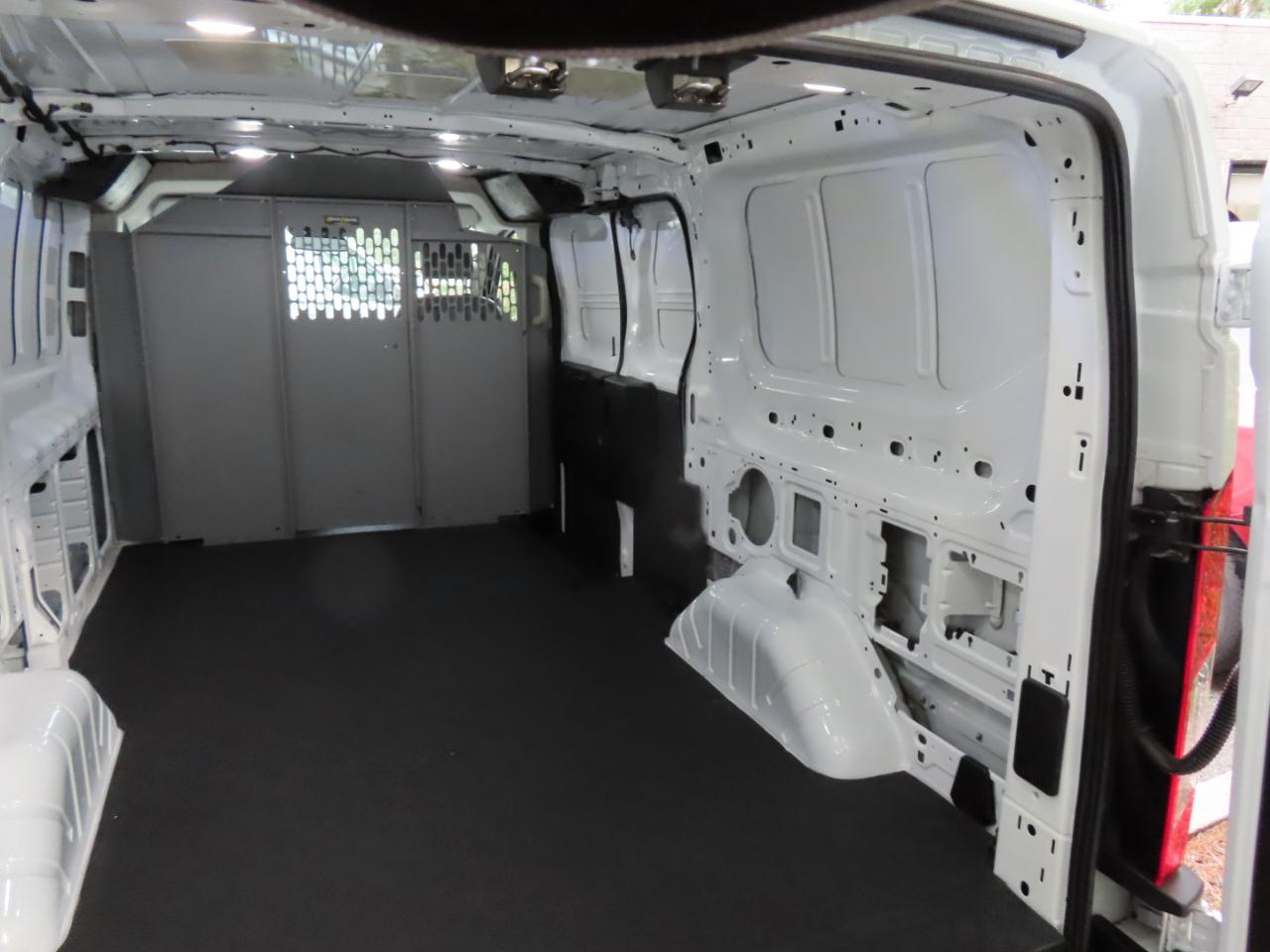 Ford Transit 250 Van Low Roof 60/40 Pass.130-in. WB 2019