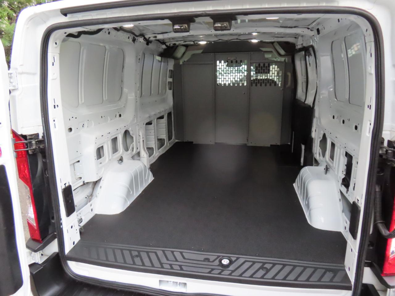 Ford Transit 250 Van Low Roof 60/40 Pass.130-in. WB 2019
