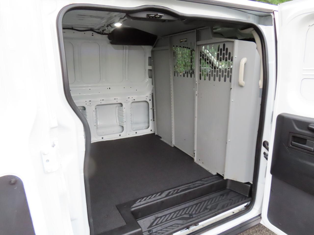 Ford Transit 250 Van Low Roof 60/40 Pass.130-in. WB 2019