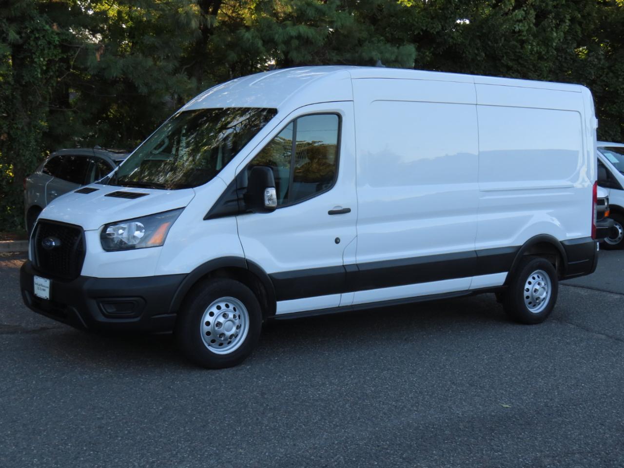 Ford Transit 250 Van Med. Roof w/Sliding Pass. 148-in. WB 2021