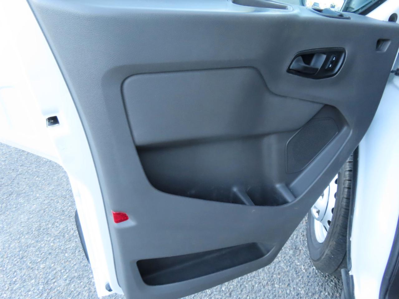 Ford Transit 250 Van Med. Roof w/Sliding Pass. 148-in. WB 2021