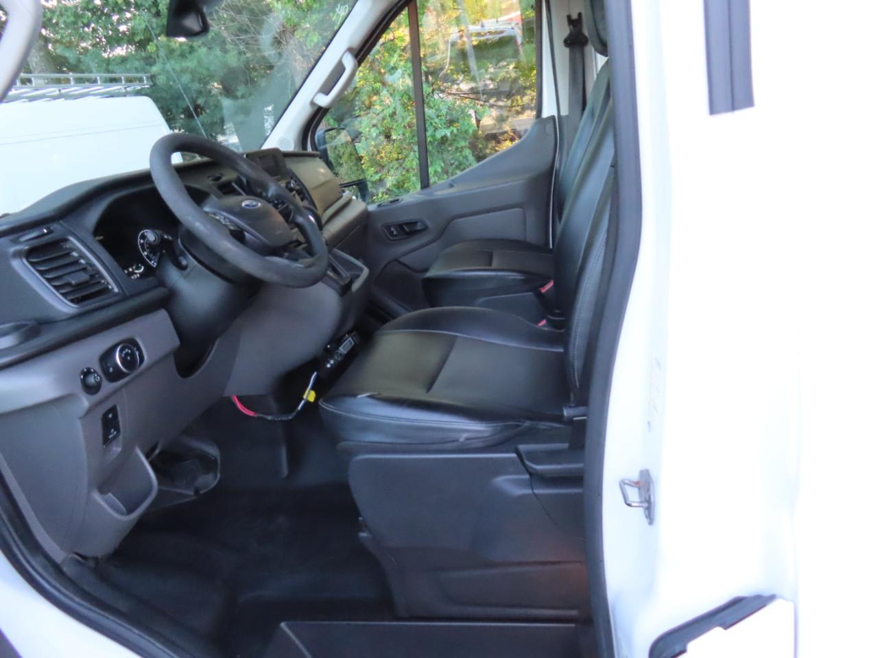 Ford Transit 250 Van Med. Roof w/Sliding Pass. 148-in. WB 2021