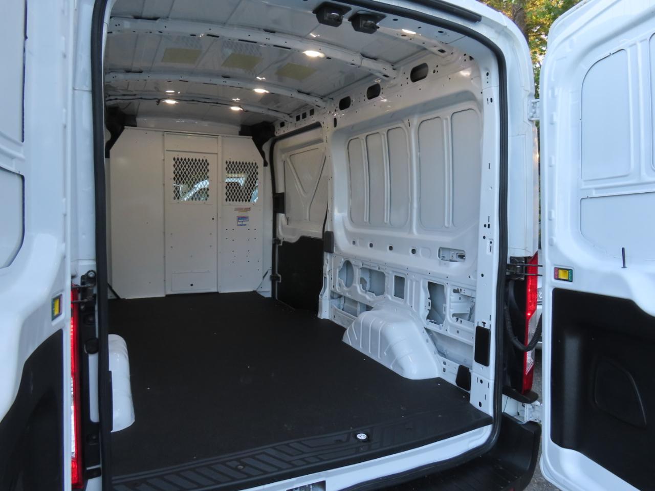Ford Transit 250 Van Med. Roof w/Sliding Pass. 148-in. WB 2021
