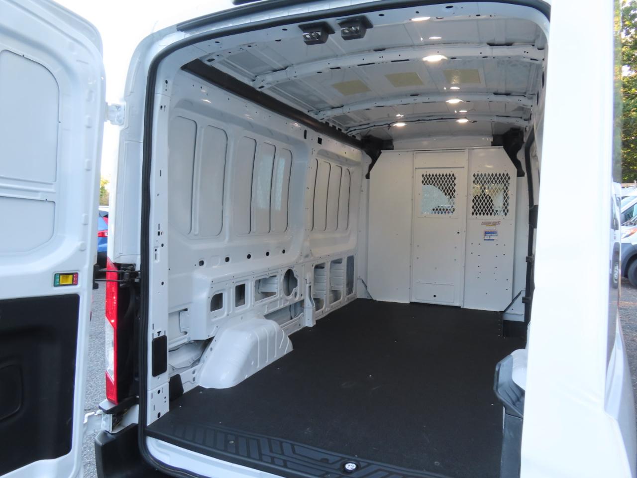 Ford Transit 250 Van Med. Roof w/Sliding Pass. 148-in. WB 2021
