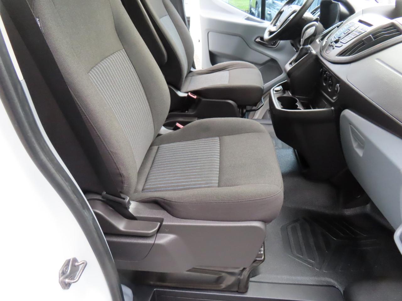 Ford Transit 150 Van Med. Roof w/Sliding Pass. 130-in. WB 2017