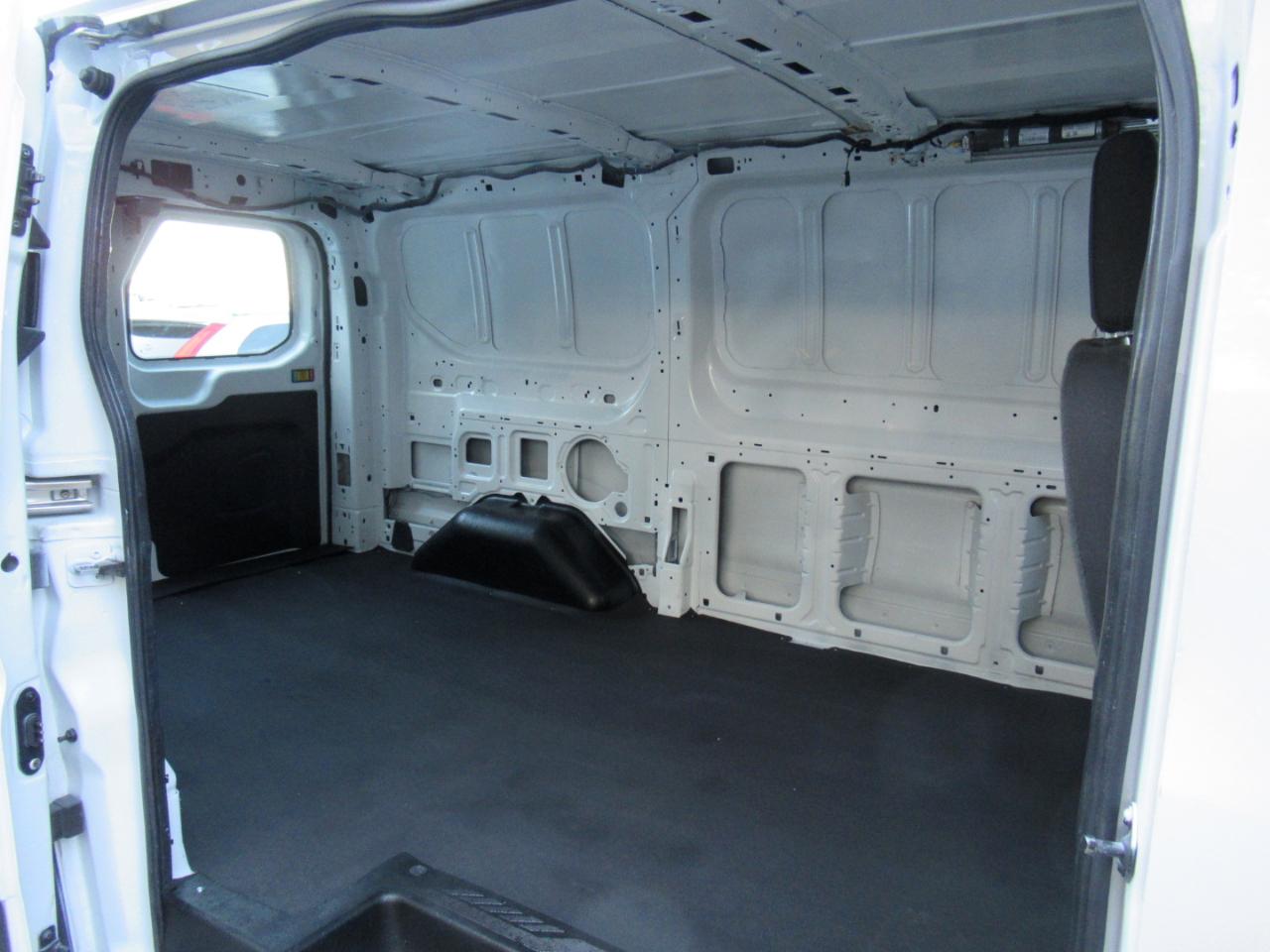 Ford Transit 150 Van Low Roof w/Sliding Pass. 130-in. WB 2019