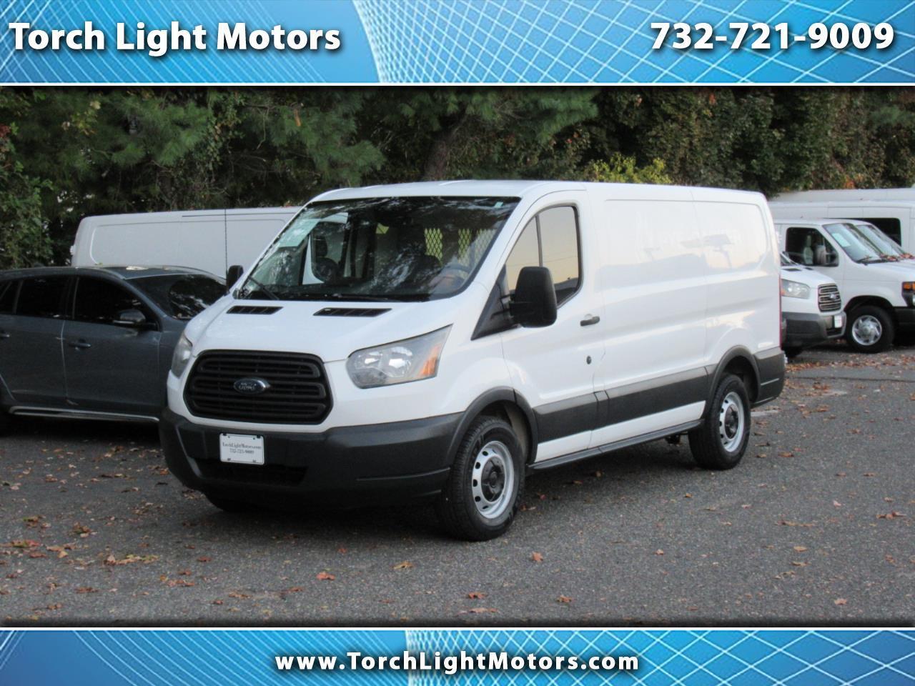 2018 Ford Transit 150 Van Low Roof w/Sliding Pass. 130-in. WB