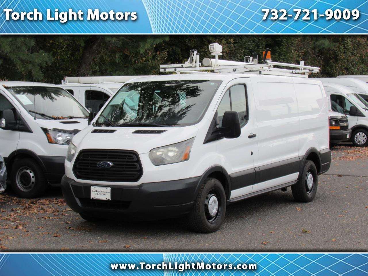 2015 Ford Transit 150 Van Low Roof w/Sliding Pass. 130-in. WB