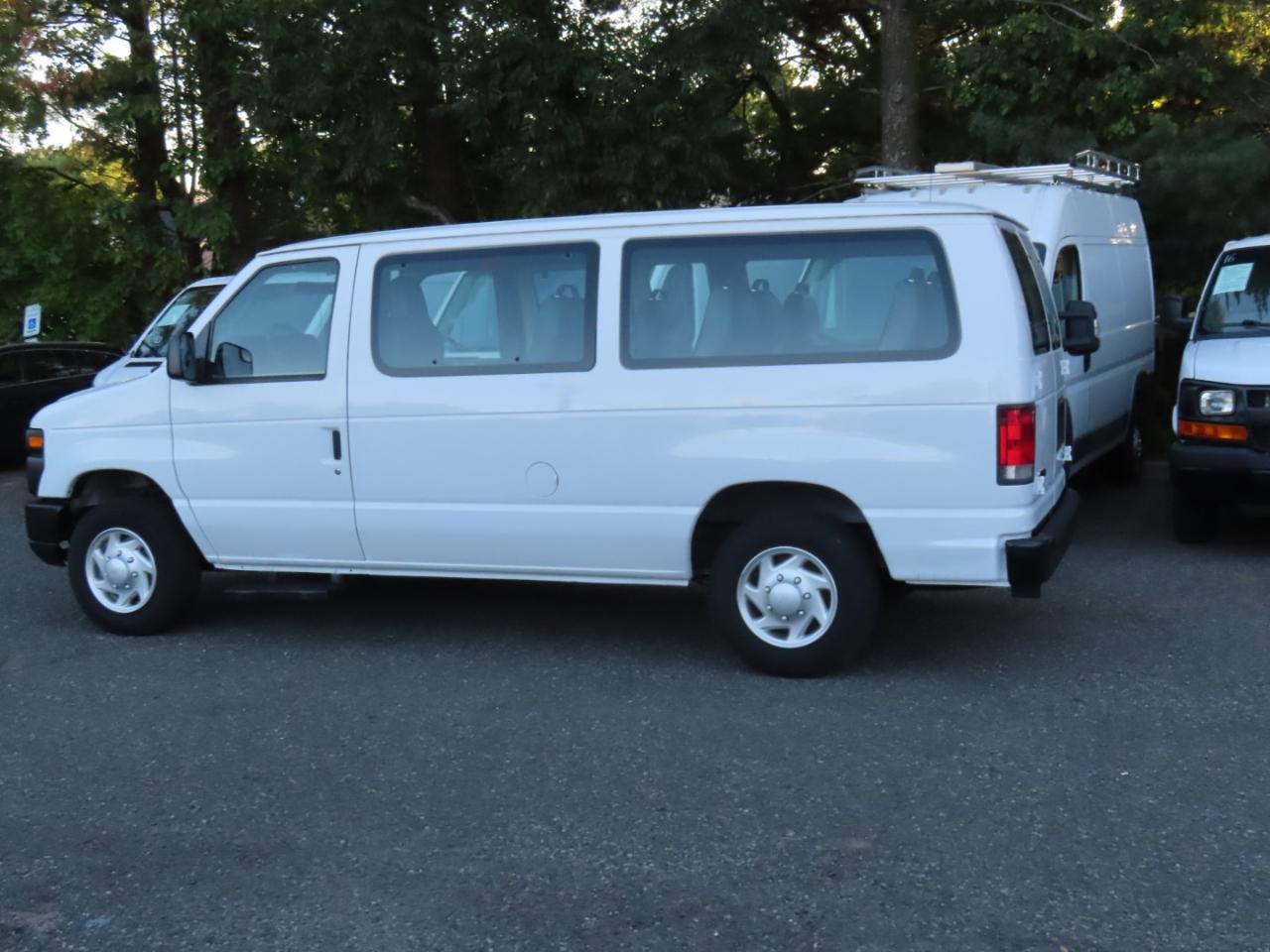Ford Econoline E-150 2013