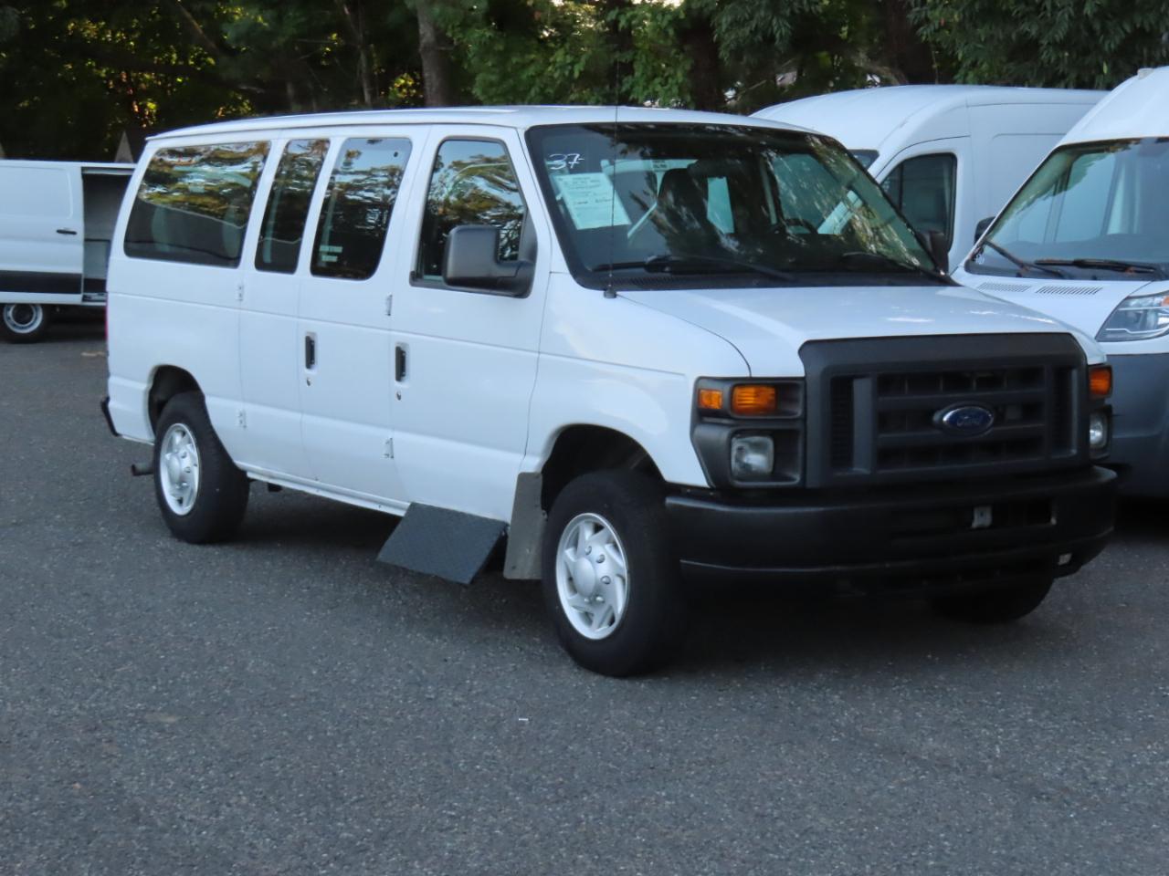 Ford Econoline E-150 2013