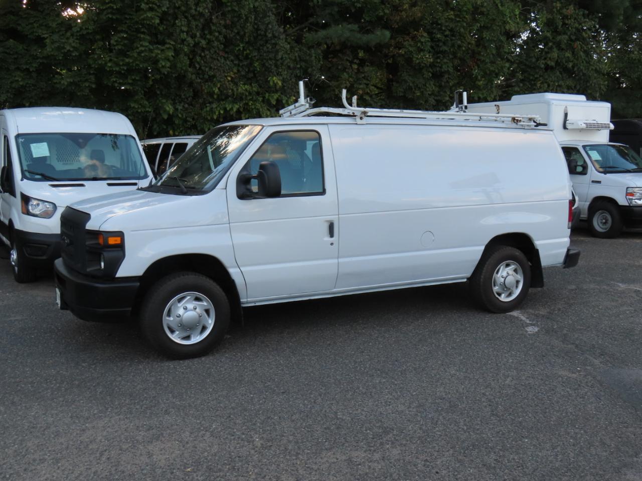 Ford Econoline E-150 2014