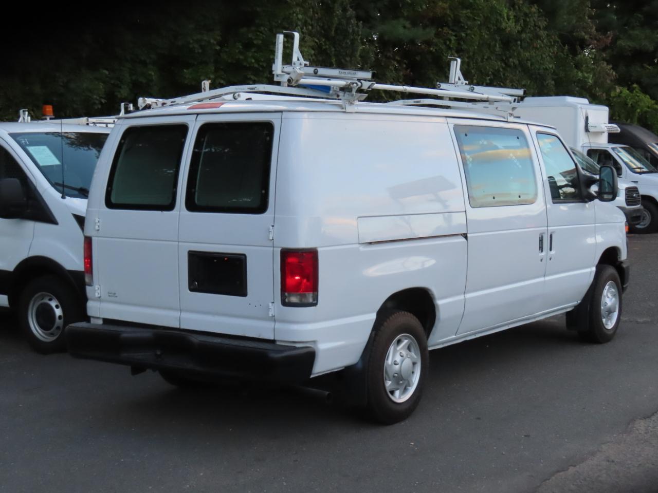 Ford Econoline E-150 2014