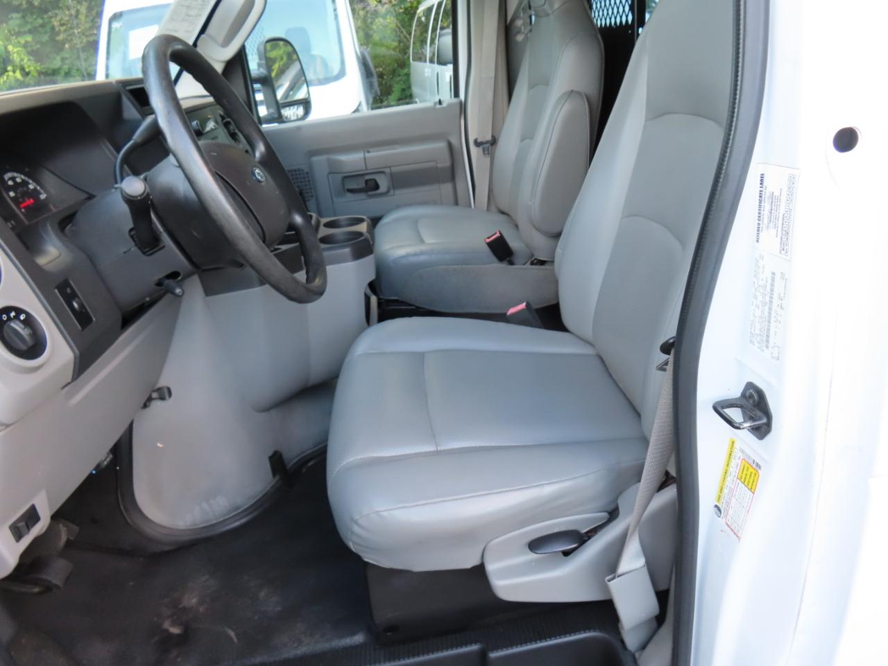 Ford Econoline E-150 2014