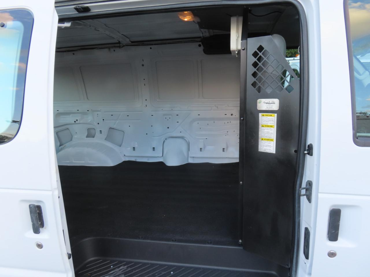Ford Econoline E-150 2014