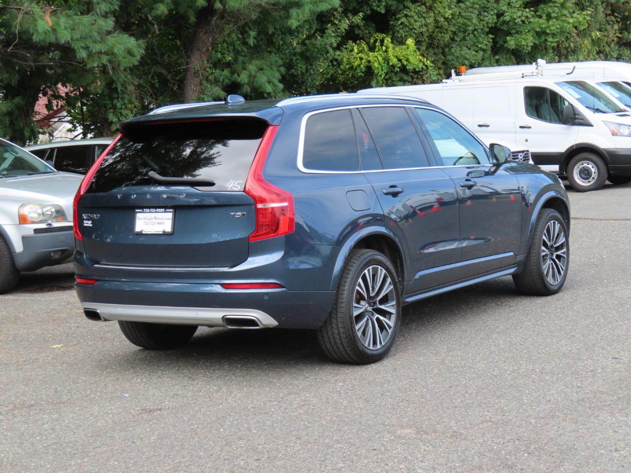 Volvo XC90 T5 Momentum 2021