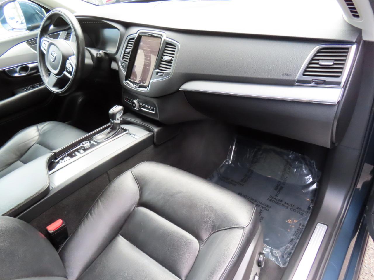 Volvo XC90 T5 Momentum 2021
