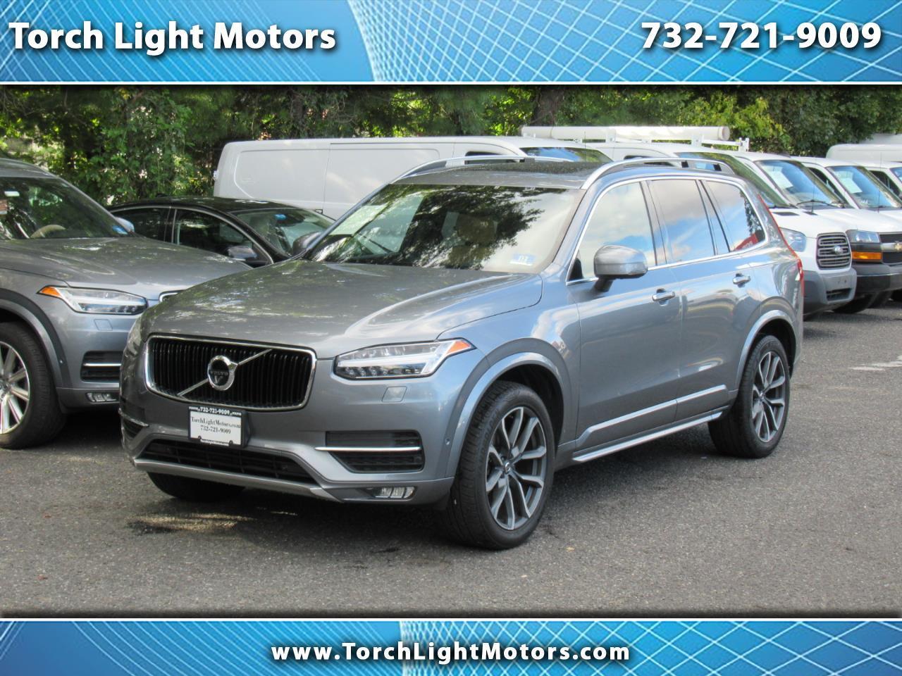 2017 Volvo XC90 T6 Momentum AWD
