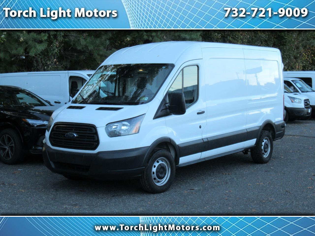 Ford Transit 250 Van Med. Roof w/Sliding Pass. 148-in. WB 2018
