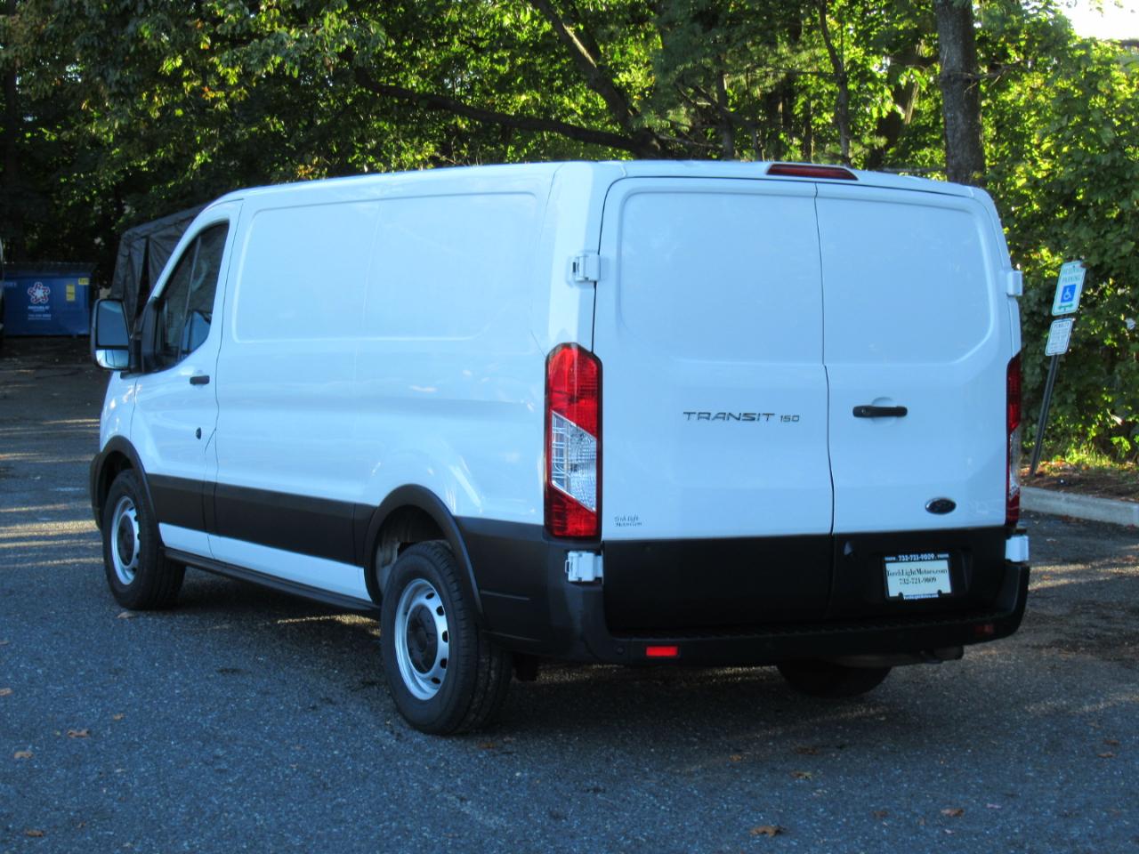 Ford Transit 150 Van Low Roof w/Sliding Pass. 130-in. WB 2020