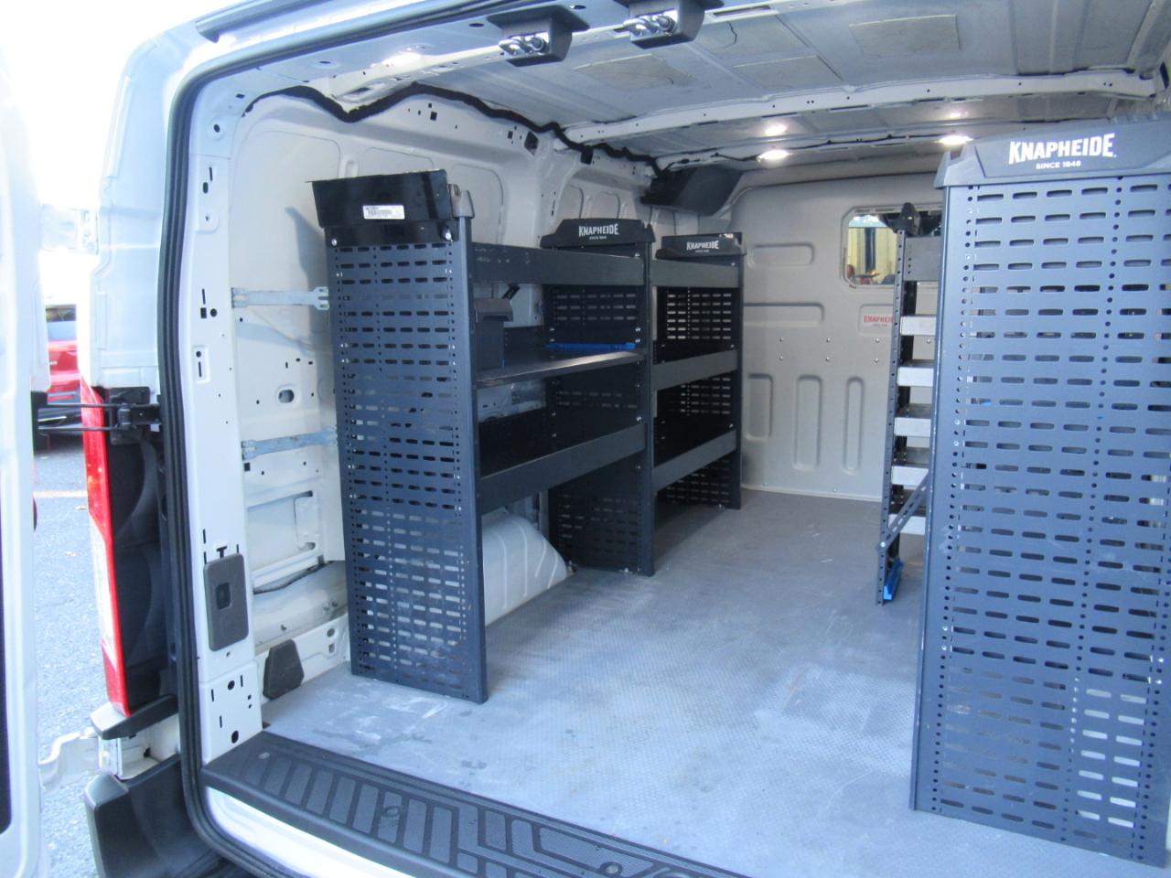 Ford Transit 150 Van Low Roof w/Sliding Pass. 130-in. WB 2020